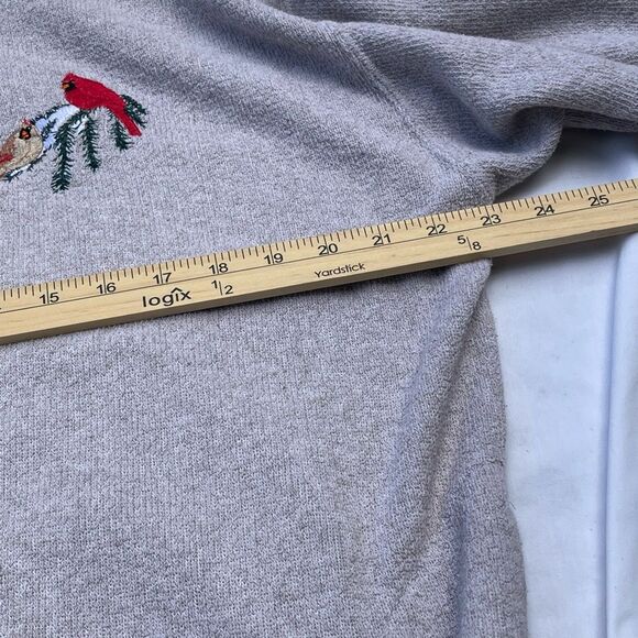 Vintage  Artisans Sunshein Designs  size L embroidered cardinal ( measured) grey - Picture 7 of 9